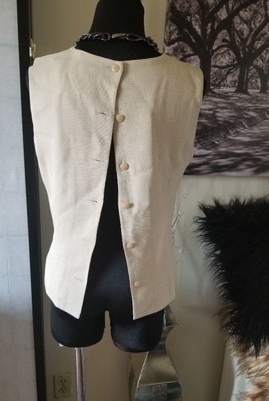 Ann Taylor, top, 6 - Picture 1 of 4